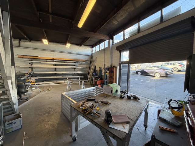 1/1 Canon Place Pakuranga Heights_3