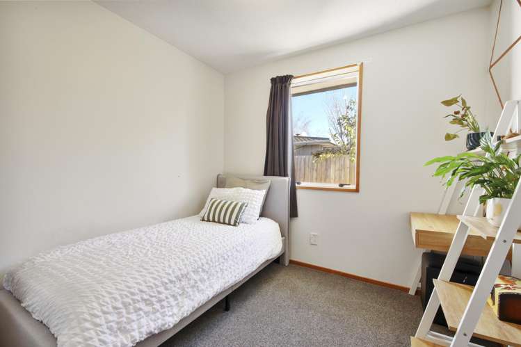 2/20 Downing Street Hoon Hay_11