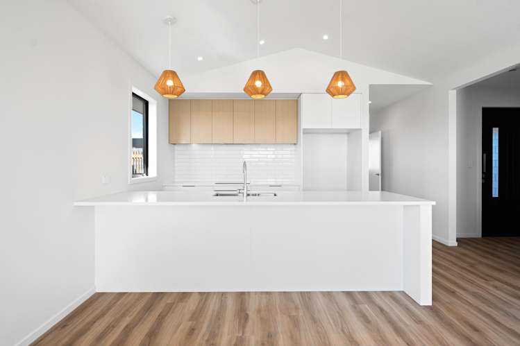 465 Korimako Drive_5