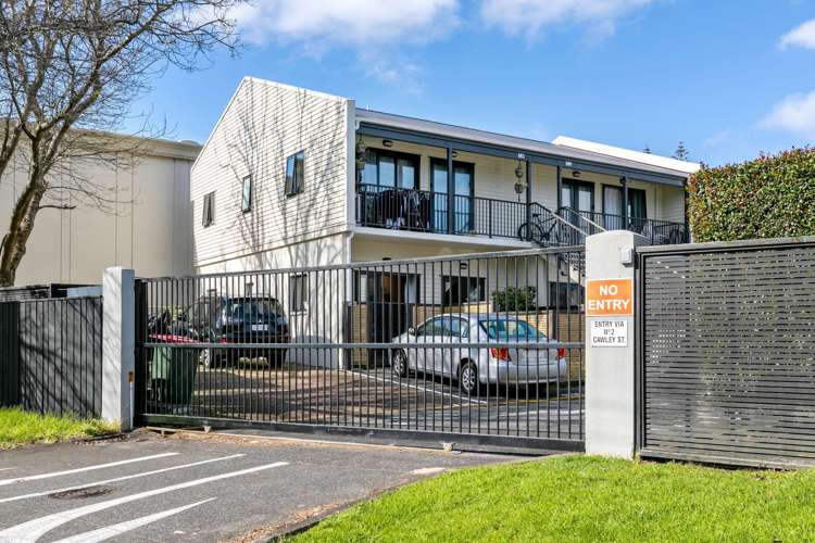 Gm/193 Main Highway Ellerslie_6