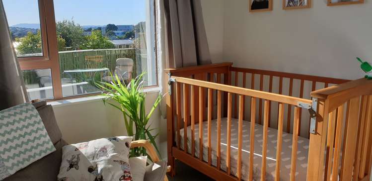 3 Quinn Grove Porirua East_14