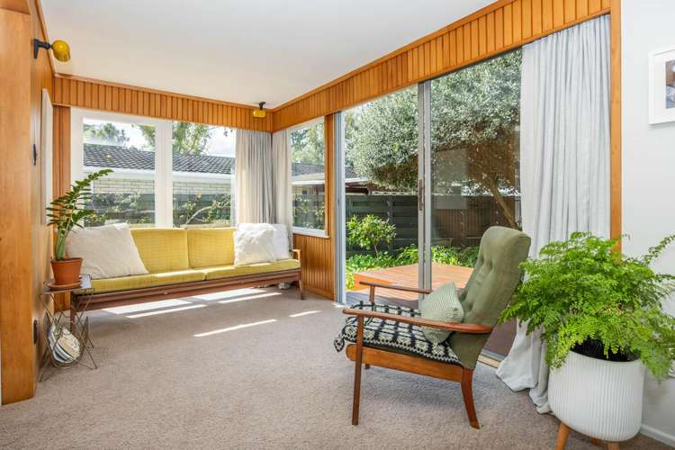 14 Carlson Crescent Silverdale_11