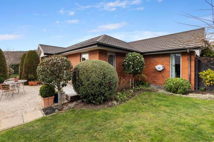 17 The Tors Heathcote Valley_20