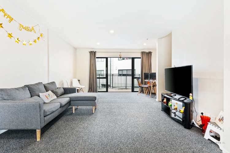 15/6 Ambrico Place New Lynn_2