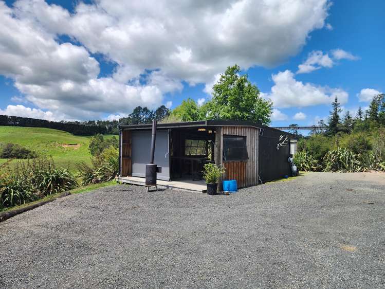 241 Work Road Aongatete_9