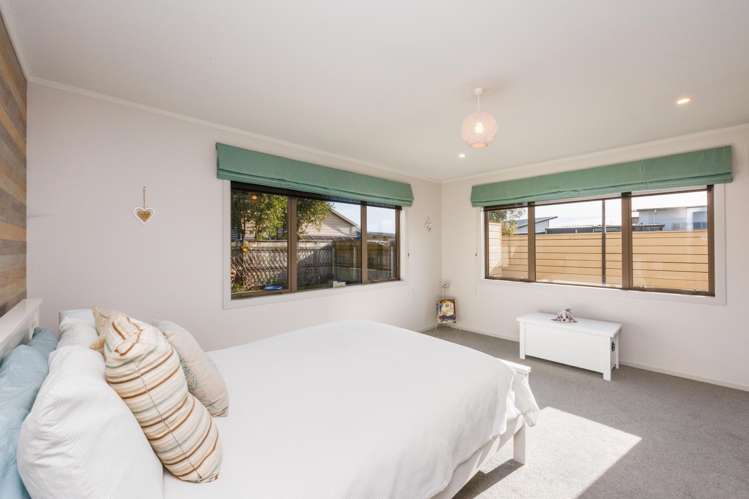 3 Forbes Road Foxton Beach_19