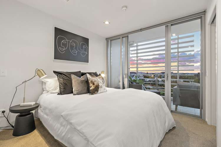 2a/14 Exmouth Street Eden Terrace_11