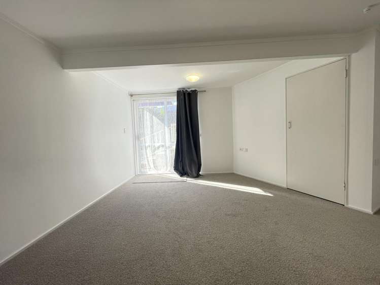 55 Crawford Crescent Kamo_11