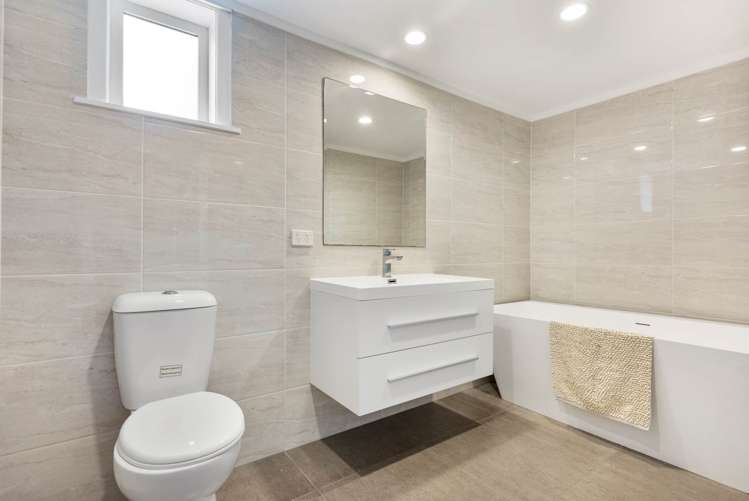 261 West Tamaki Road Wai O Taiki Bay_30