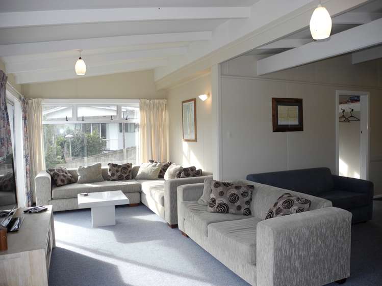 18 Bayview Crescent Duvauchelle_8