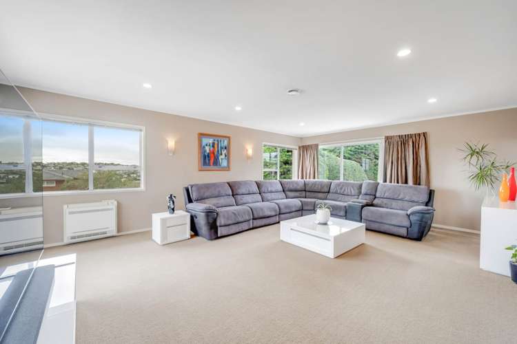 12 Letterkenny Place Blockhouse Bay_2