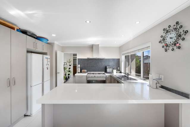 8 Reno Way Flat Bush_4