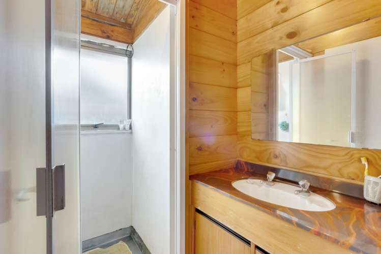 35 Manse Road Pahurehure_12