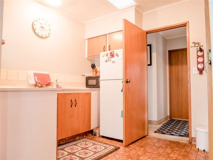 1/2 Homer Street Stoke_8