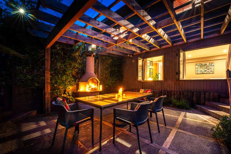 13 Marine View Road Onetangi_16