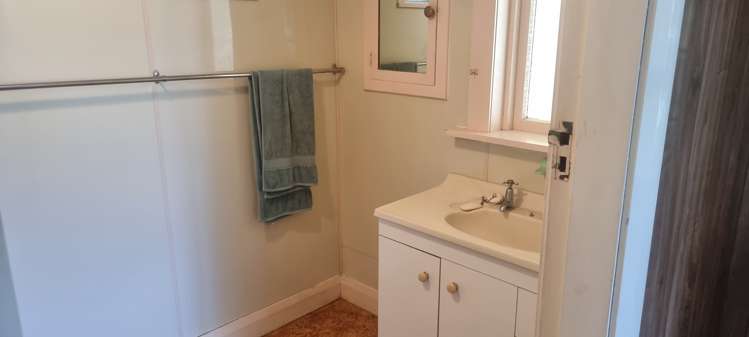 100 Mcleavey Road Ohau_13