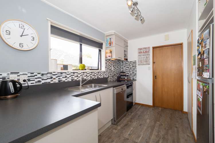 195 Middle Road Allenton_5