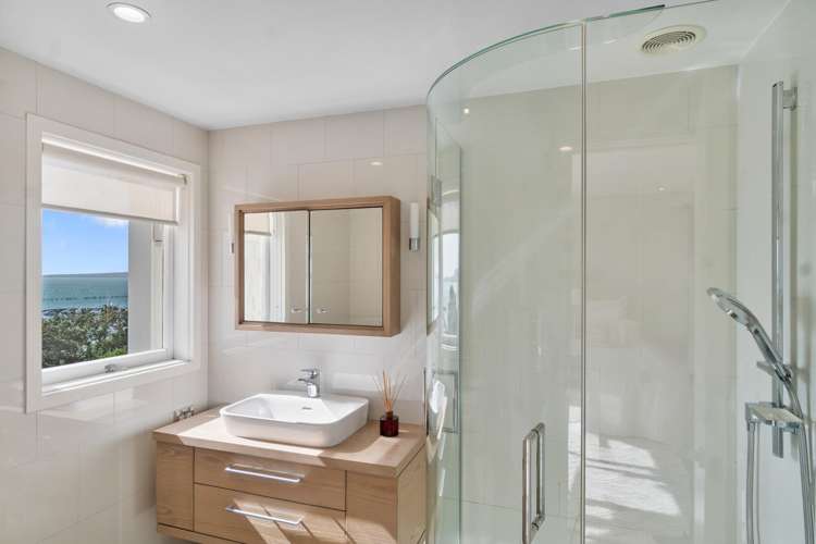 80 Paritai Drive Orakei_13