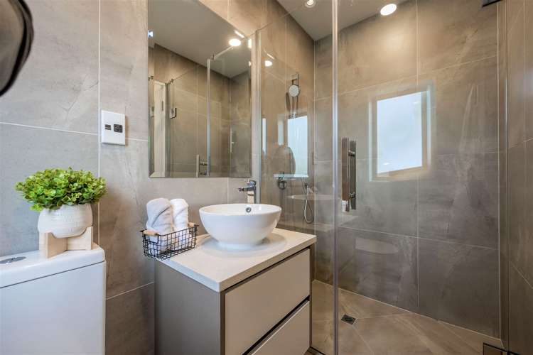 16 Meritage Lane Te Atatu South_16