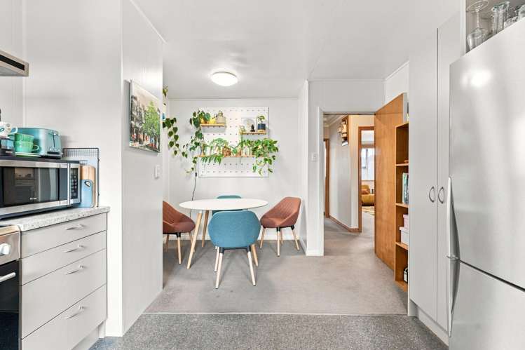 4 Eastbourne Street Caversham_7