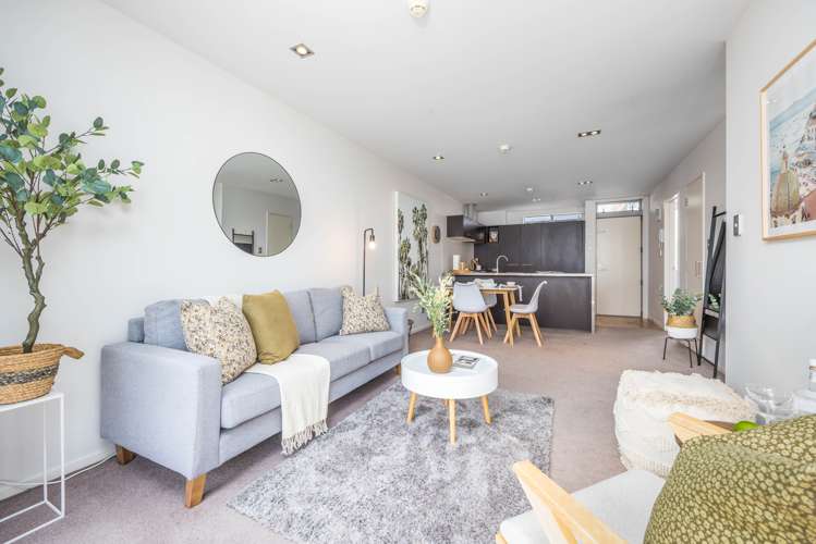 5p/435 New North Road Kingsland_3