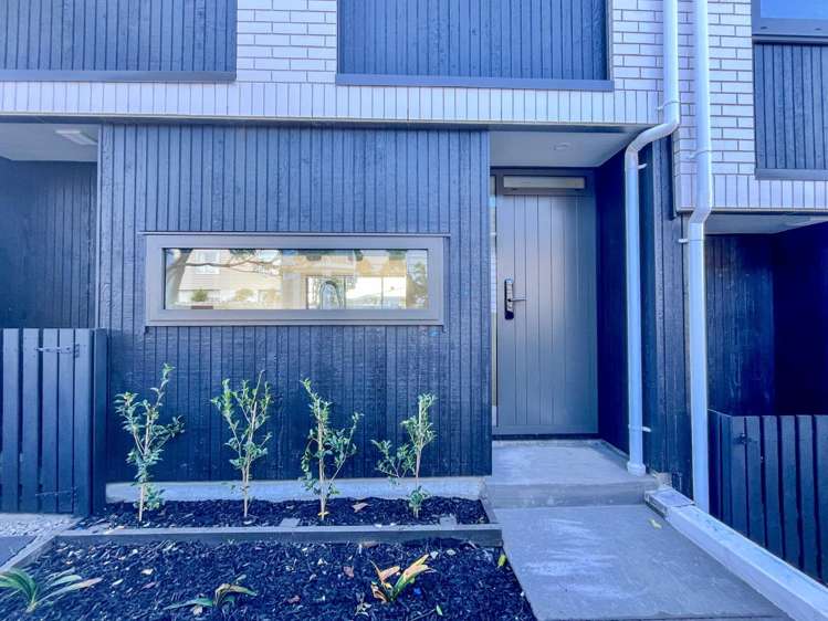 5/30 Crowther Street 1644_12