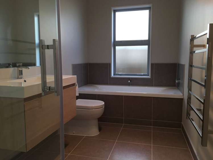 41 Fairwater Road Warkworth_9