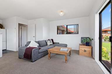 21/151 Kitchener Road_3