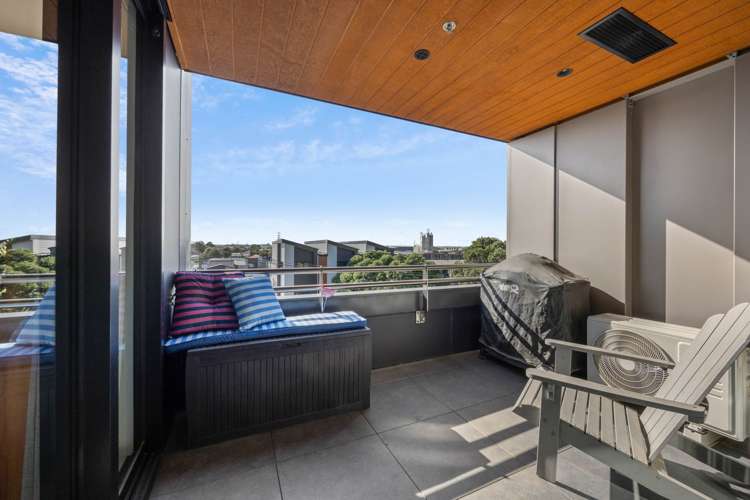 203/64 Victoria Street_3