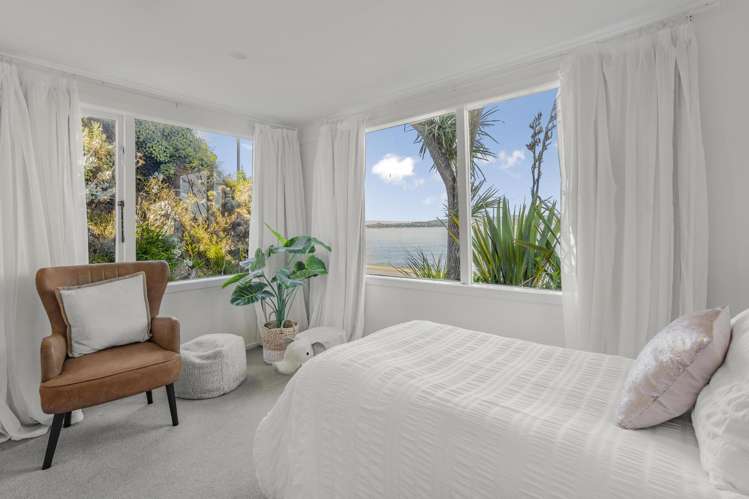 502 Marine Drive Eastbourne_20