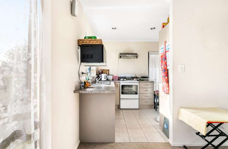 38 Kirby Street Glendene_15