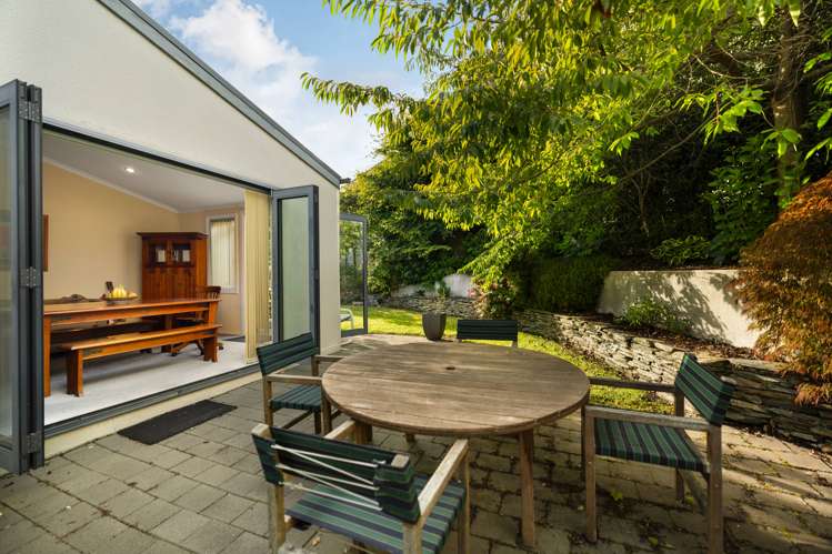 144 Park Street Queenstown_14