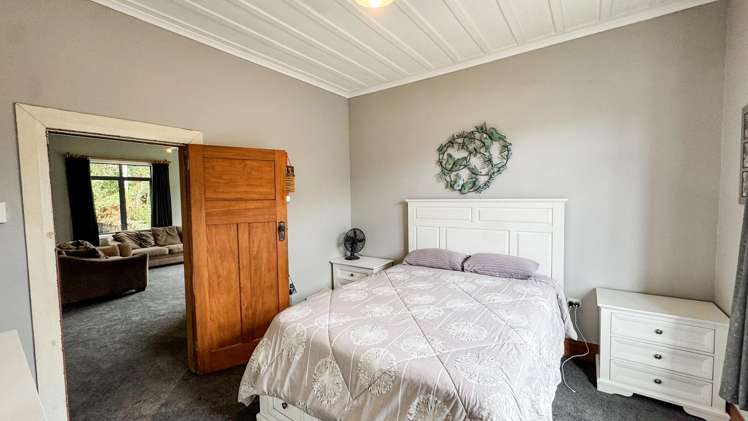 195 Weld Street Hokitika_8