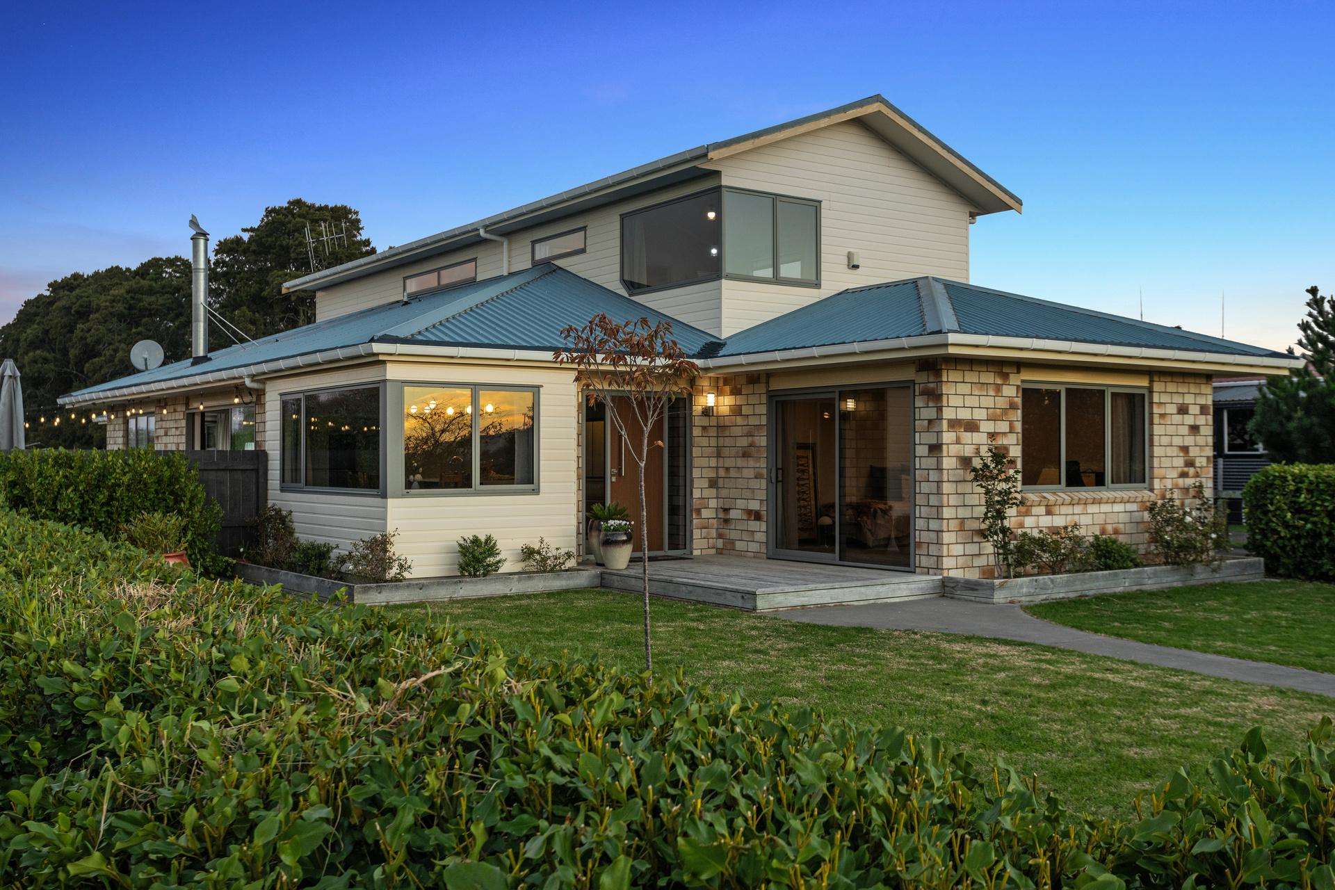 19 East Bank Road Thornton_0