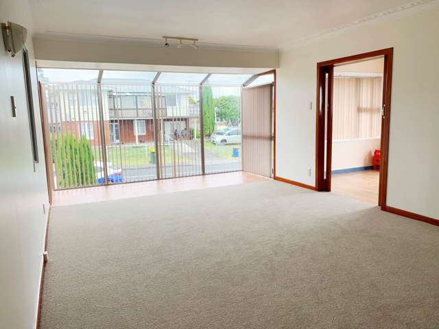 1 Scanlen Terrace Kelston_3