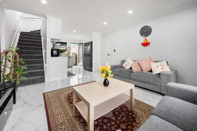 Spacious, Freestanding & Exceptionally Affordable!
