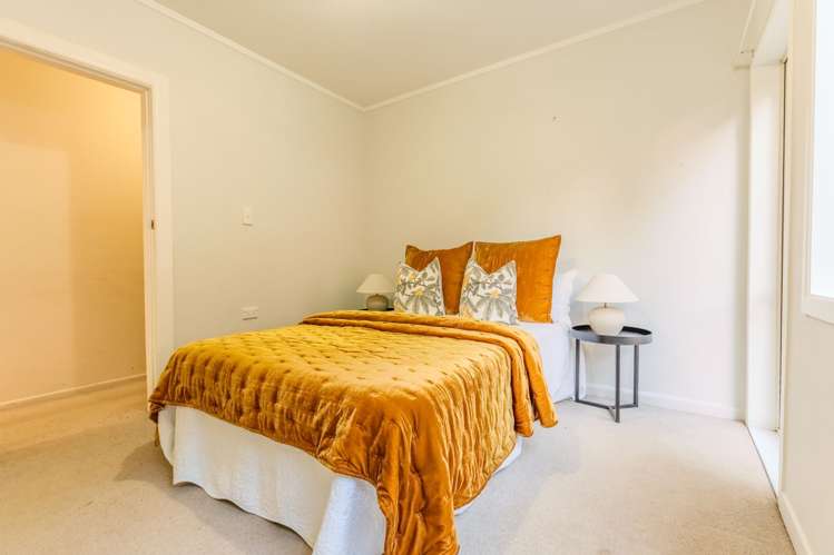 17 MacFarlane Street Hamilton East_11