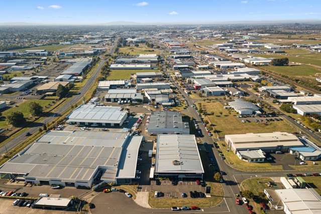 Unit 3, 2  Barnett Place Te Rapa_4