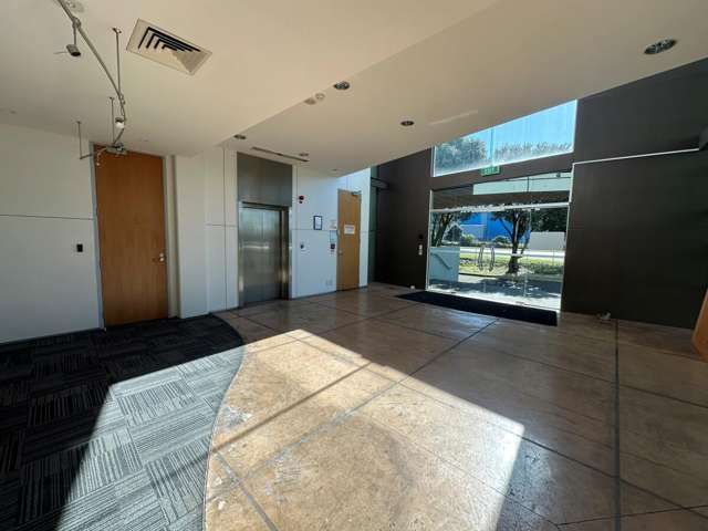1 Ash Road Wiri_2
