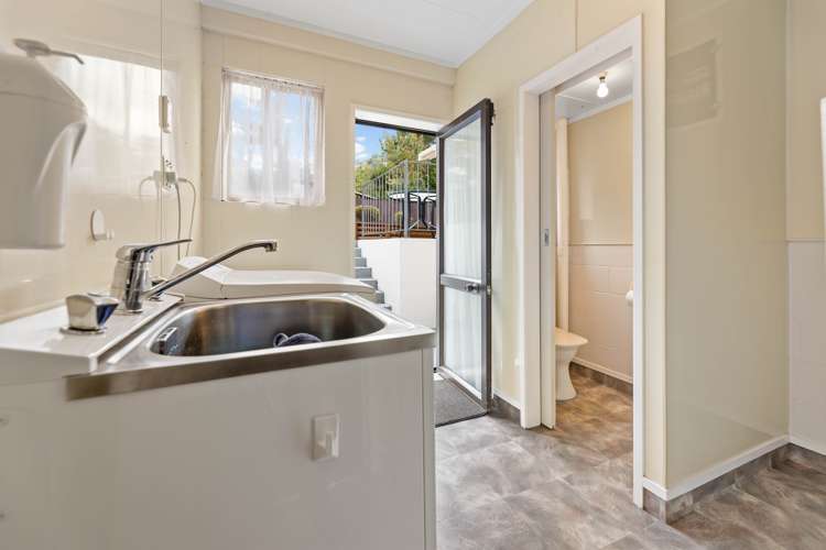 214 West Parkdale Street Tokoroa_15