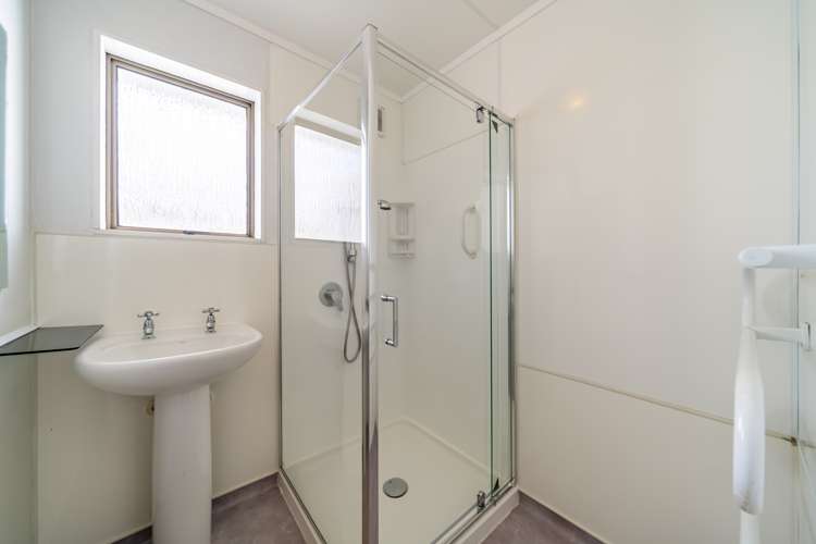 5b Norbert Street Brown Owl_14