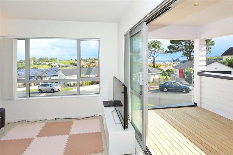 251 Alec Craig Way Gulf Harbour_4