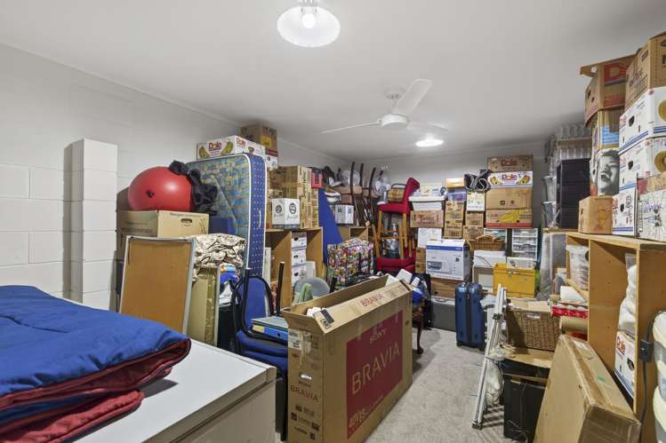 32 Beaumont Crescent Frankleigh Park_22