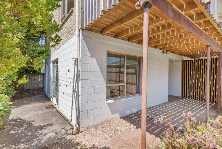 2/7 Ngaio Street Takapuna_26