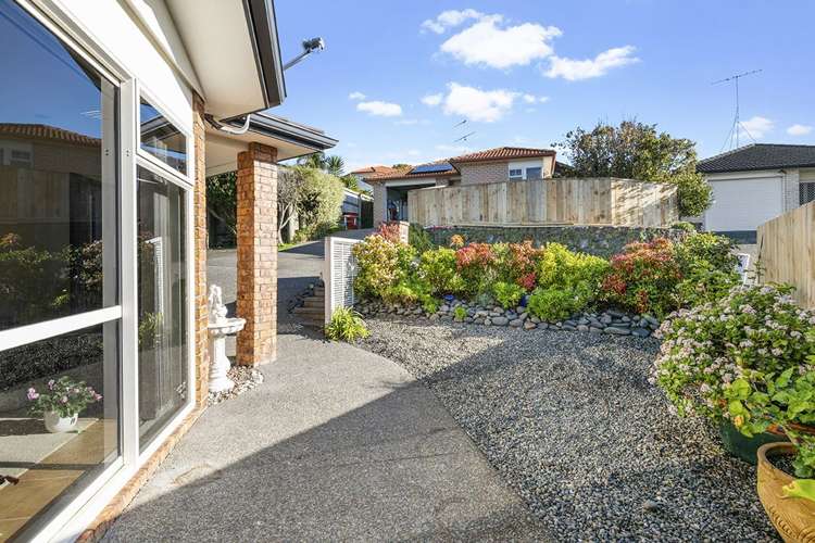 77 Elan Place Stanmore Bay_4