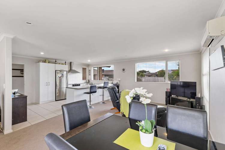 15 Breaker Grove Waiuku_5