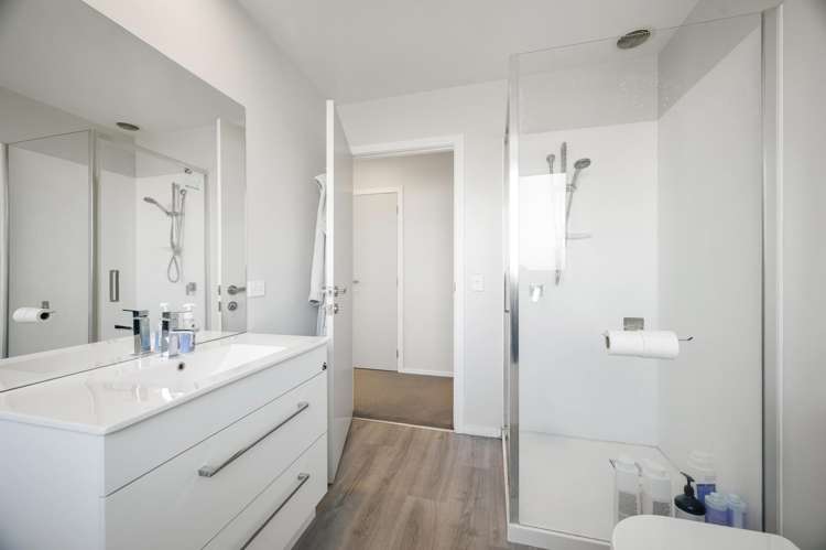 27 Hinekura Avenue Taupo_13