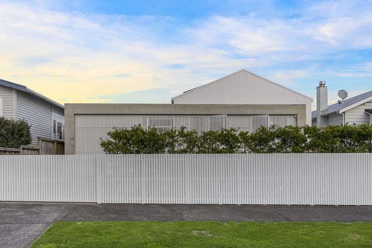 90 Walker Road, Point Chevalier, Auckland, has been transformed from a drab bungalow into a modern architectural wonder. Photo / Supplied