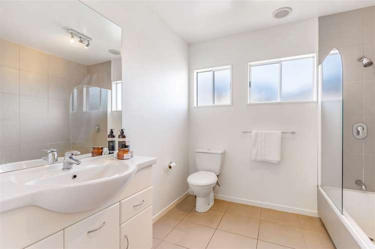 1/28 Noeleen Street Glenfield_14