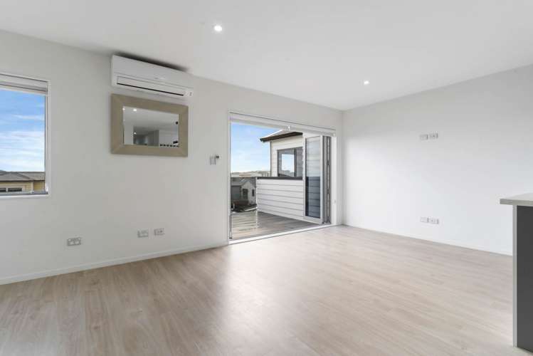 82 Joseph Street Flat Bush_7